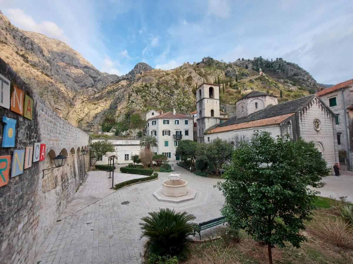 Old Town Kotor Square Apartment Екстериор снимка